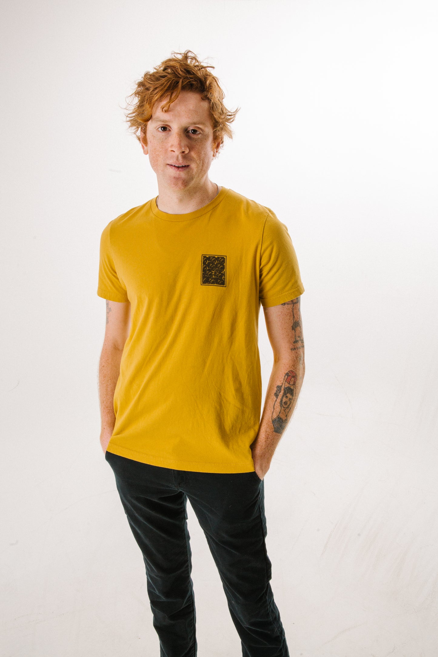 "CORAL" T-Shirt WHITE/MUSTARD